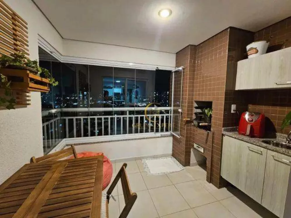 Apartamento à venda com 2 quartos, 65m² - Foto 1