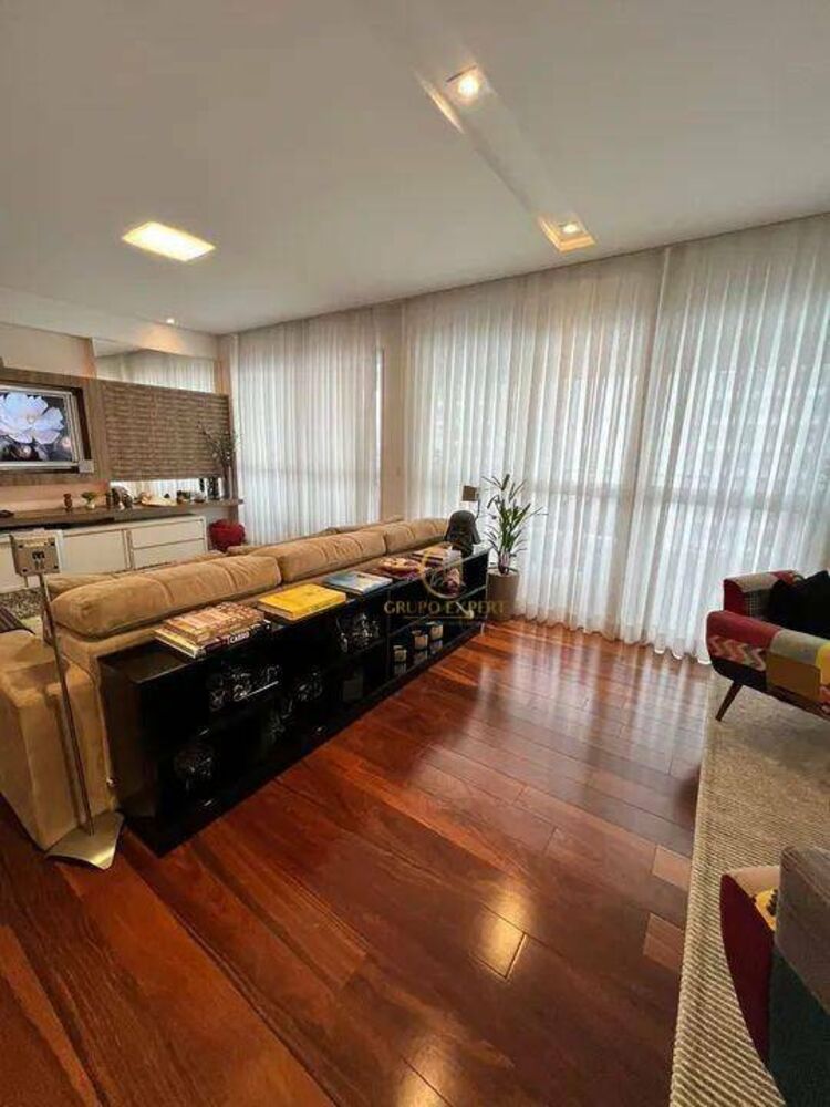 Apartamento, 3 quartos, 142 m² - Foto 1