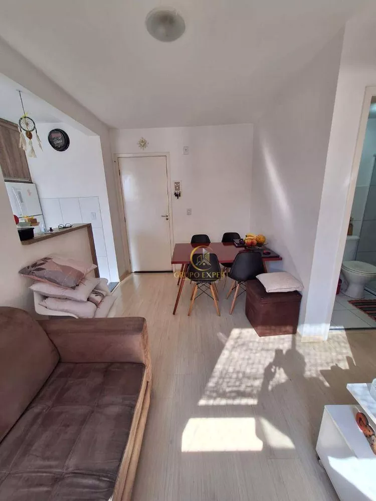 Apartamento à venda com 2 quartos, 56m² - Foto 1