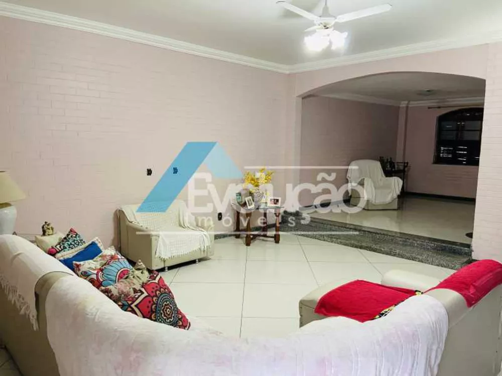 Casa, 3 quartos, 300 m² - Foto 4