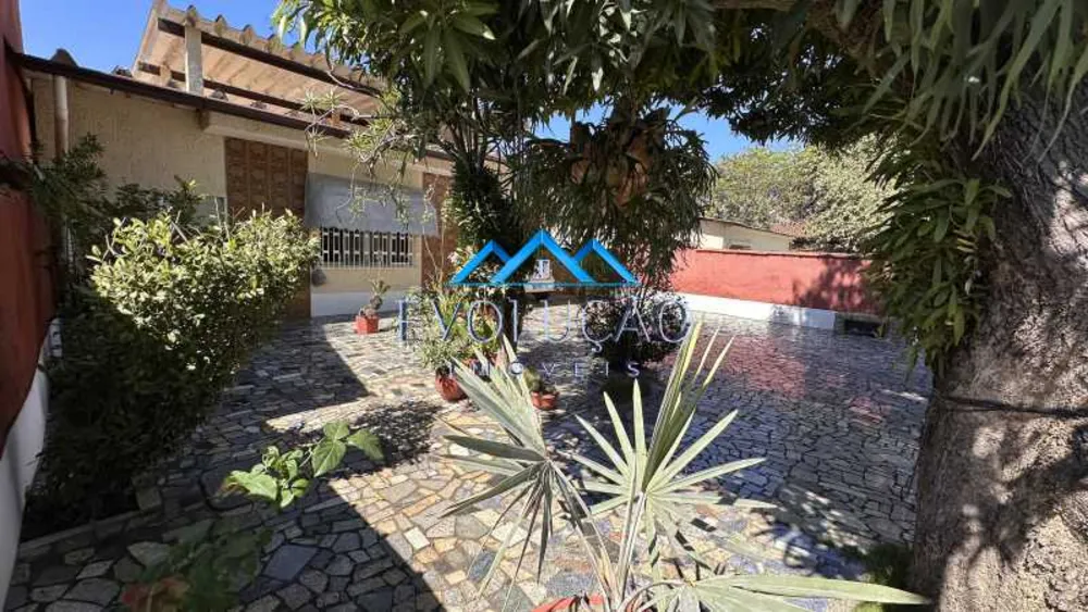 Casa, 3 quartos, 250 m² - Foto 2