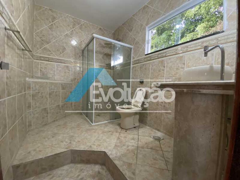 Casa para alugar com 3 quartos, 233m² - Foto 4