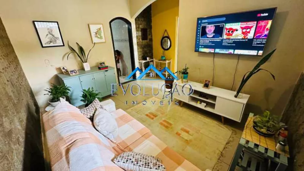 Casa, 4 quartos, 220 m² - Foto 2