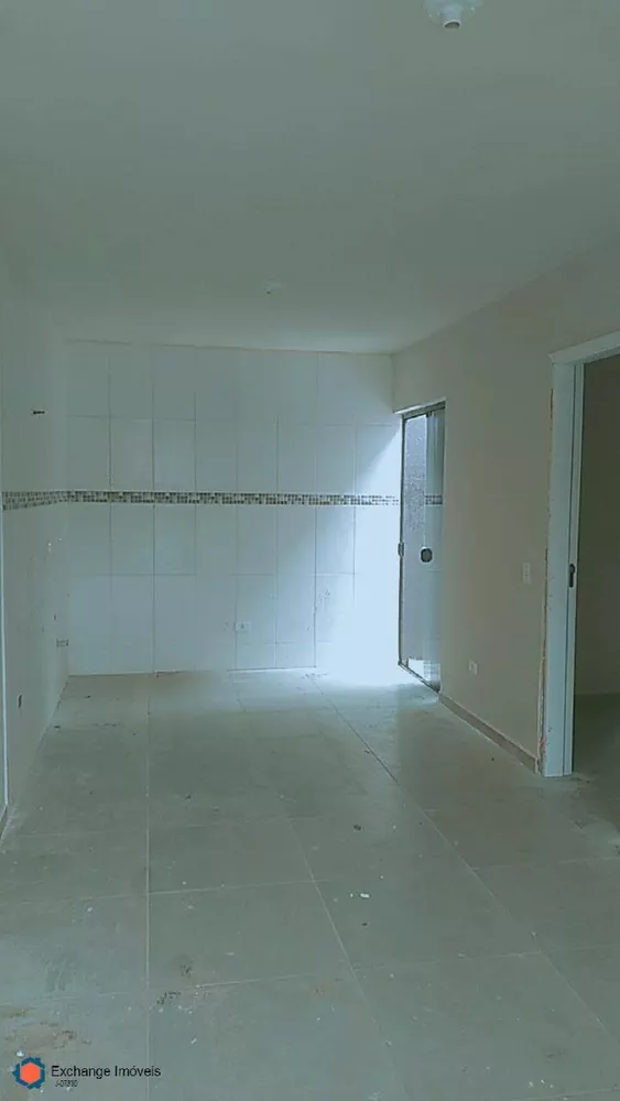 Casa à venda com 3 quartos, 53m² - Foto 5