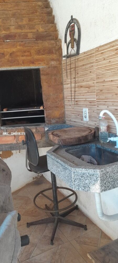 Casa à venda com 3 quartos - Foto 8