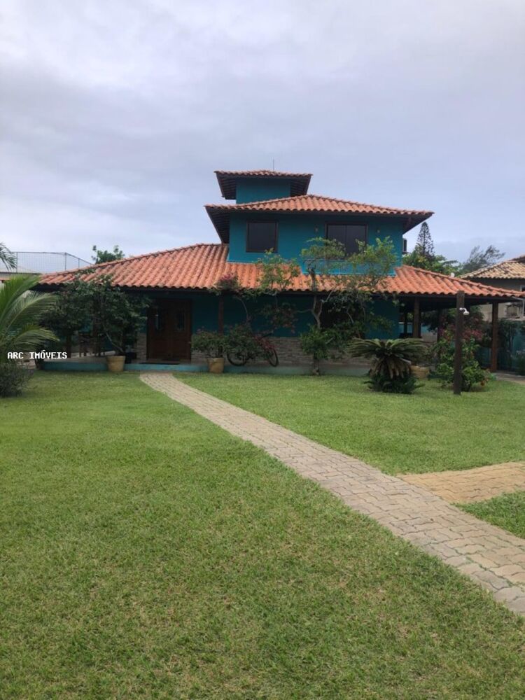 Casa à venda com 3 quartos, 900m² - Foto 1