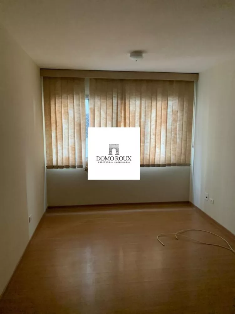 Apartamento à venda com 2 quartos, 67m² - Foto 2