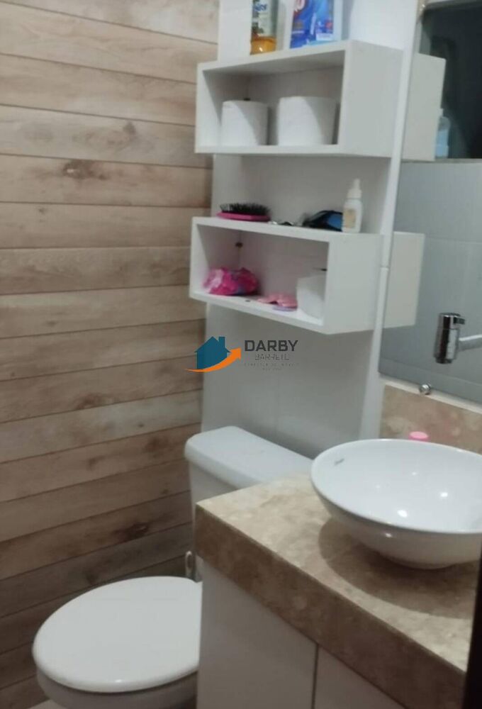 Casa à venda com 2 quartos, 140m² - Foto 3