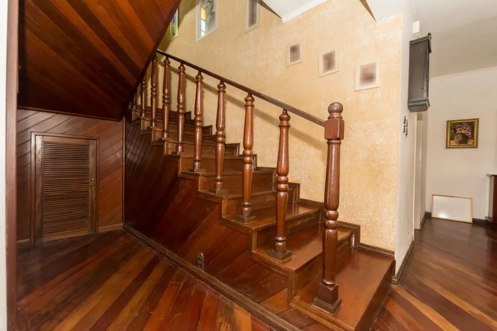 Casa, 3 quartos, 271 m² - Foto 1