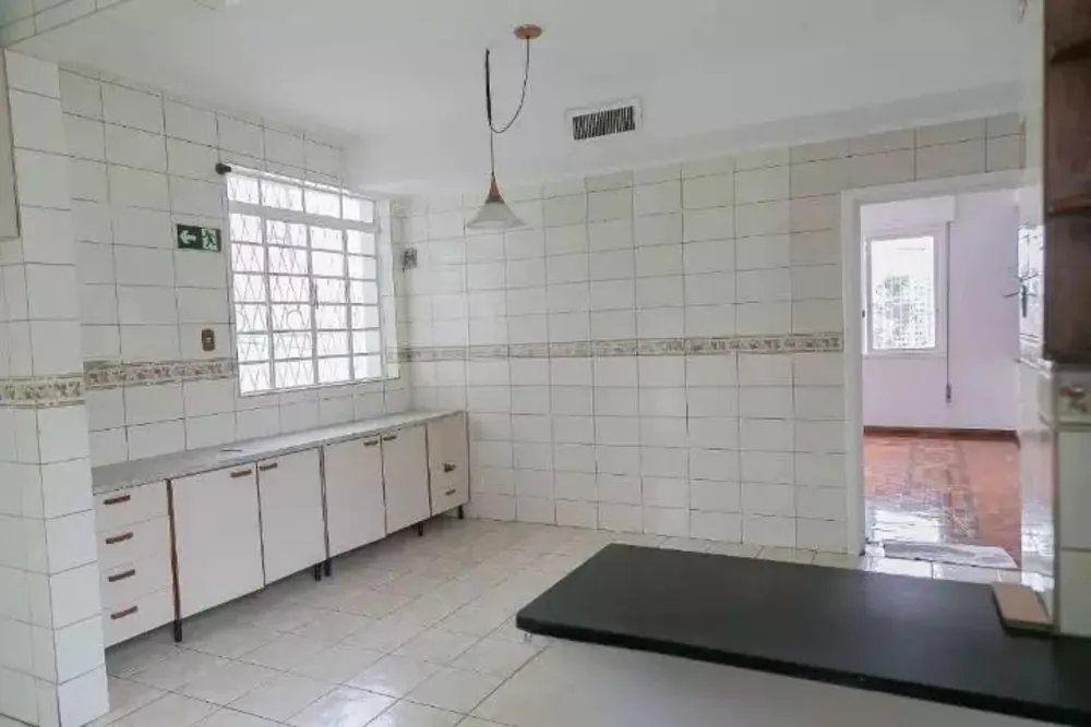 Casa, 5 quartos, 380 m² - Foto 1