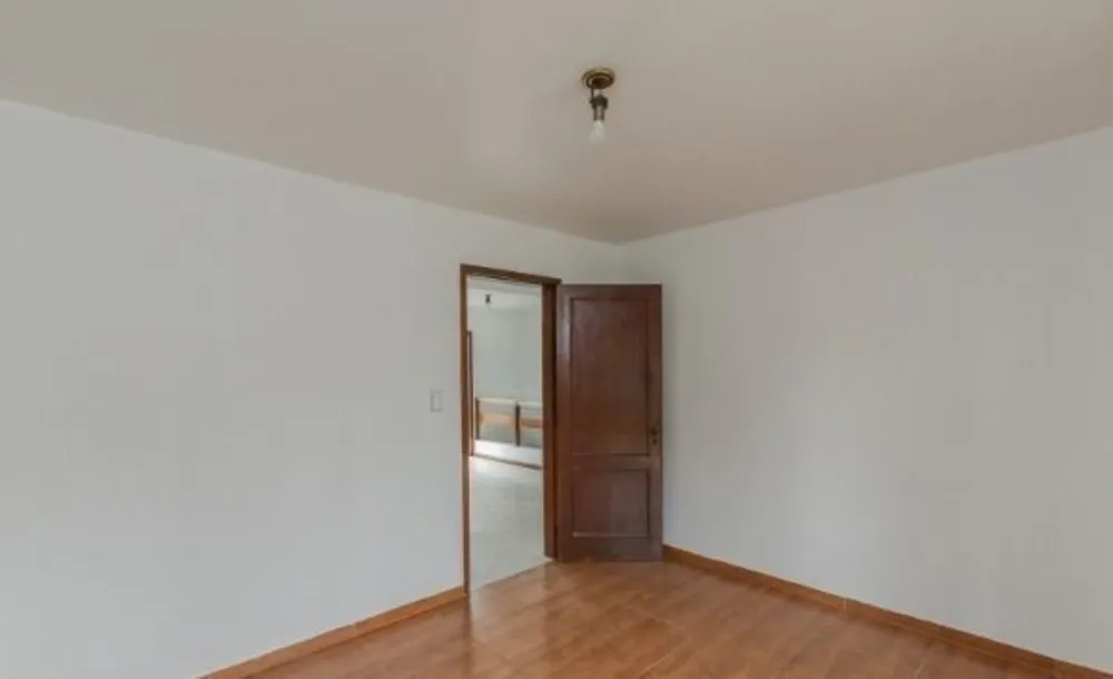 Casa, 3 quartos, 226 m² - Foto 2