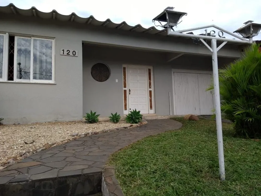 Casa, 3 quartos, 205 m² - Foto 1