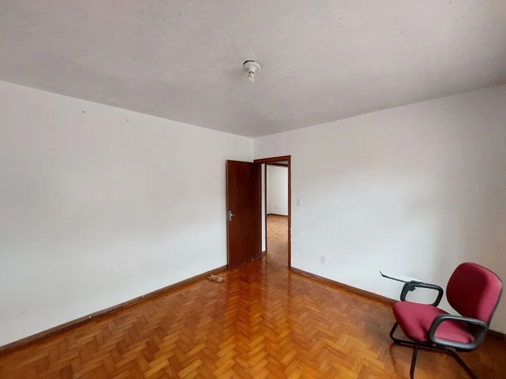 Casa, 5 quartos, 240 m² - Foto 2