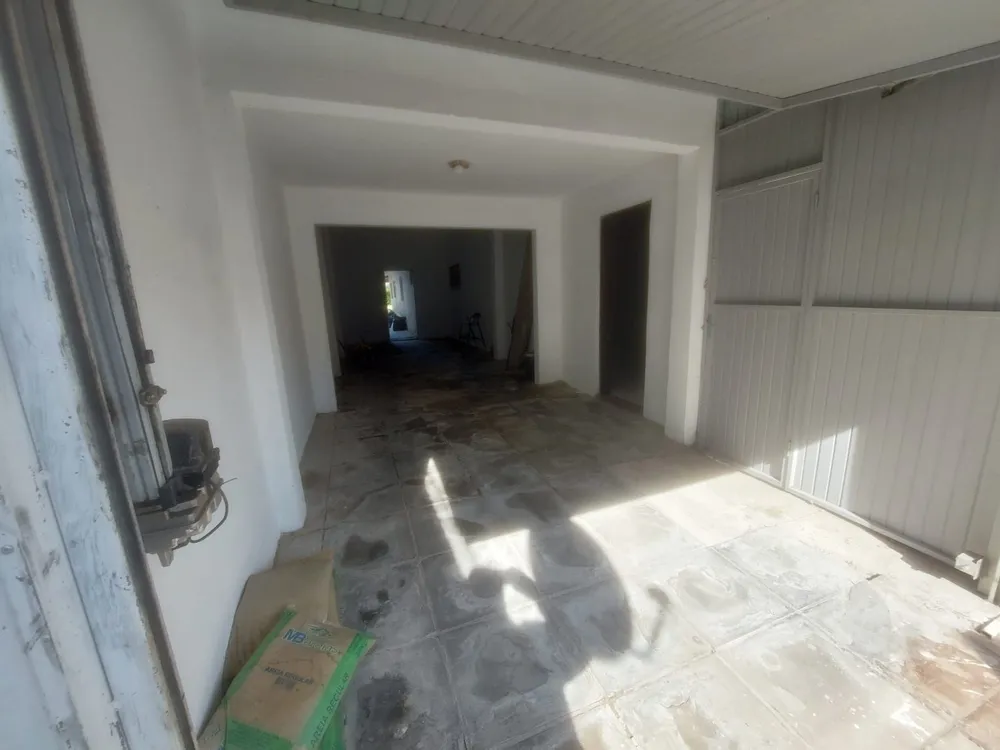 Casa, 4 quartos, 250 m² - Foto 2