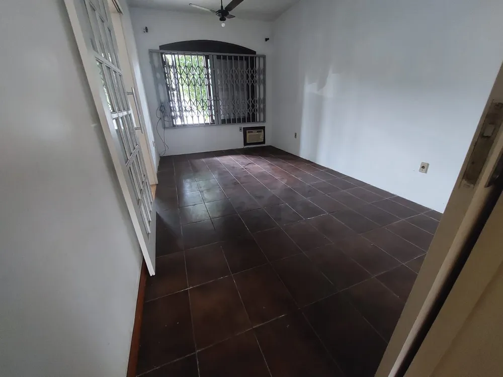 Casa, 4 quartos, 270 m² - Foto 15