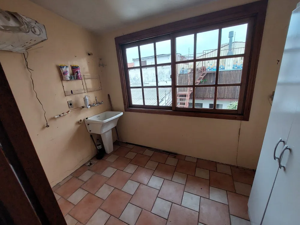 Casa, 4 quartos, 270 m² - Foto 13