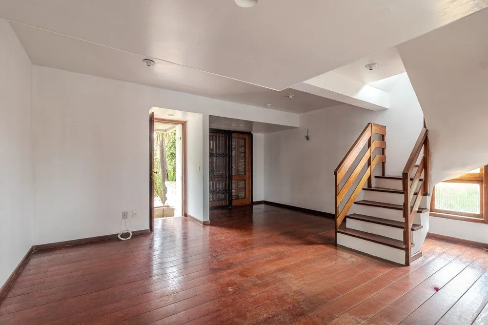 Casa, 3 quartos, 236 m² - Foto 2