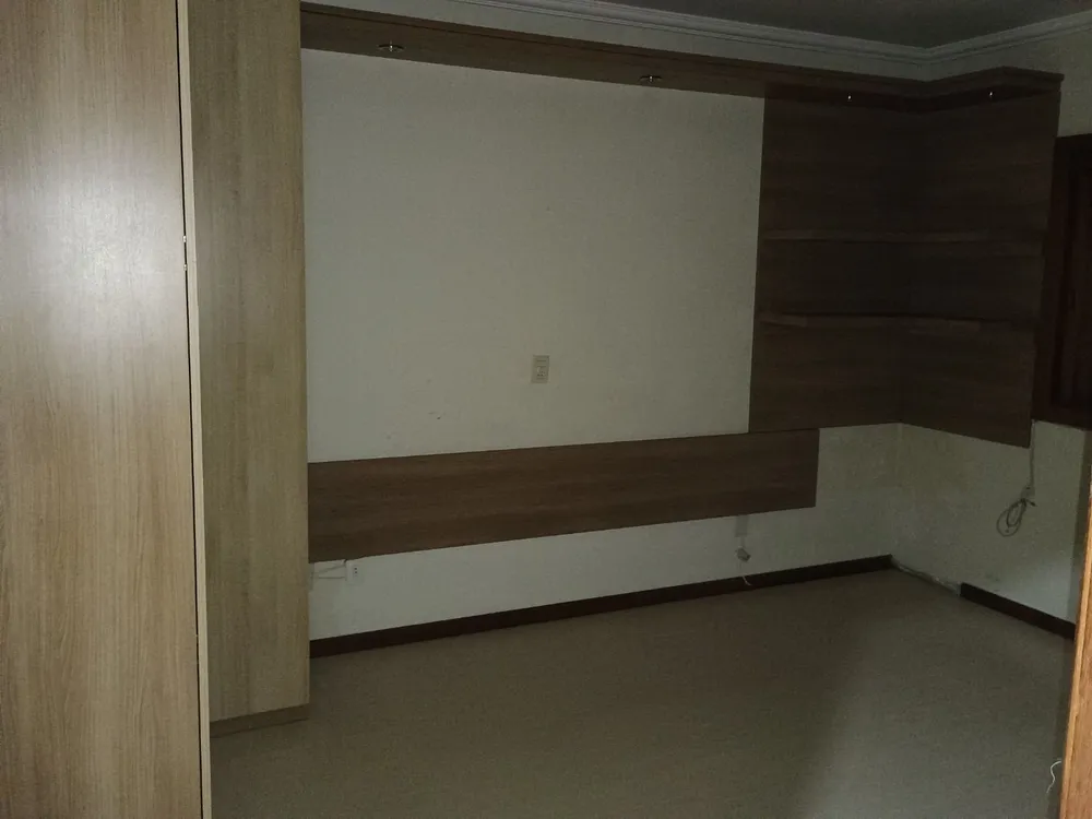 Casa, 3 quartos, 196 m² - Foto 3