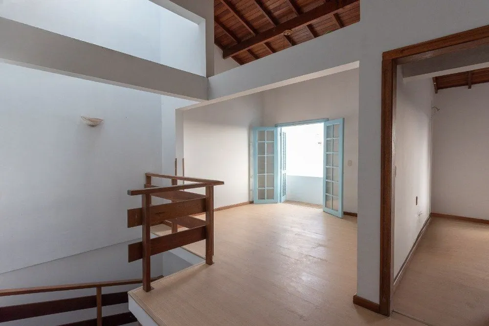 Casa, 4 quartos, 269 m² - Foto 8
