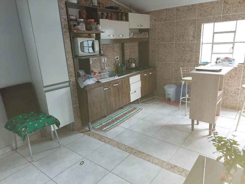 Casa, 6 quartos, 200 m² - Foto 1