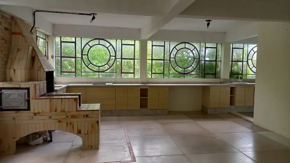 Casa, 5 quartos, 278 m² - Foto 3