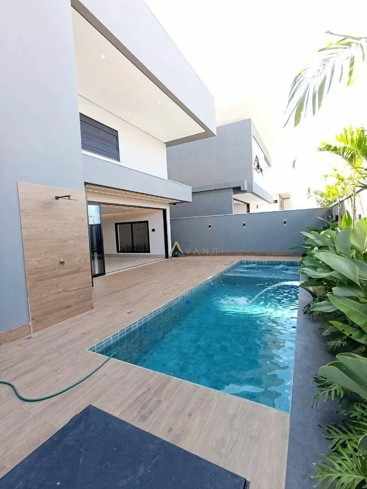 Sobrado, 4 quartos, 332 m² - Foto 2