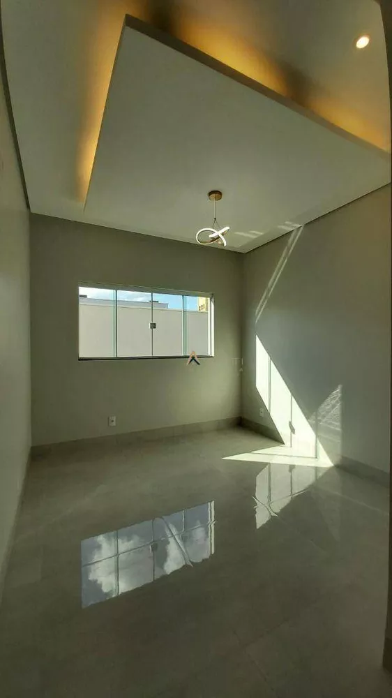 Casa, 3 quartos, 142 m² - Foto 1