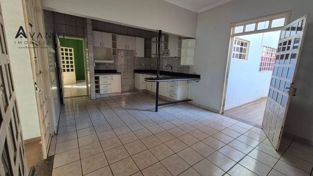 Casa, 208 m² - Foto 3