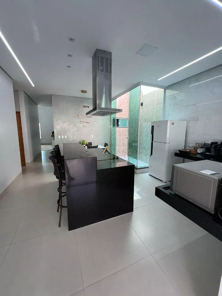 Casa, 3 quartos, 167 m² - Foto 1