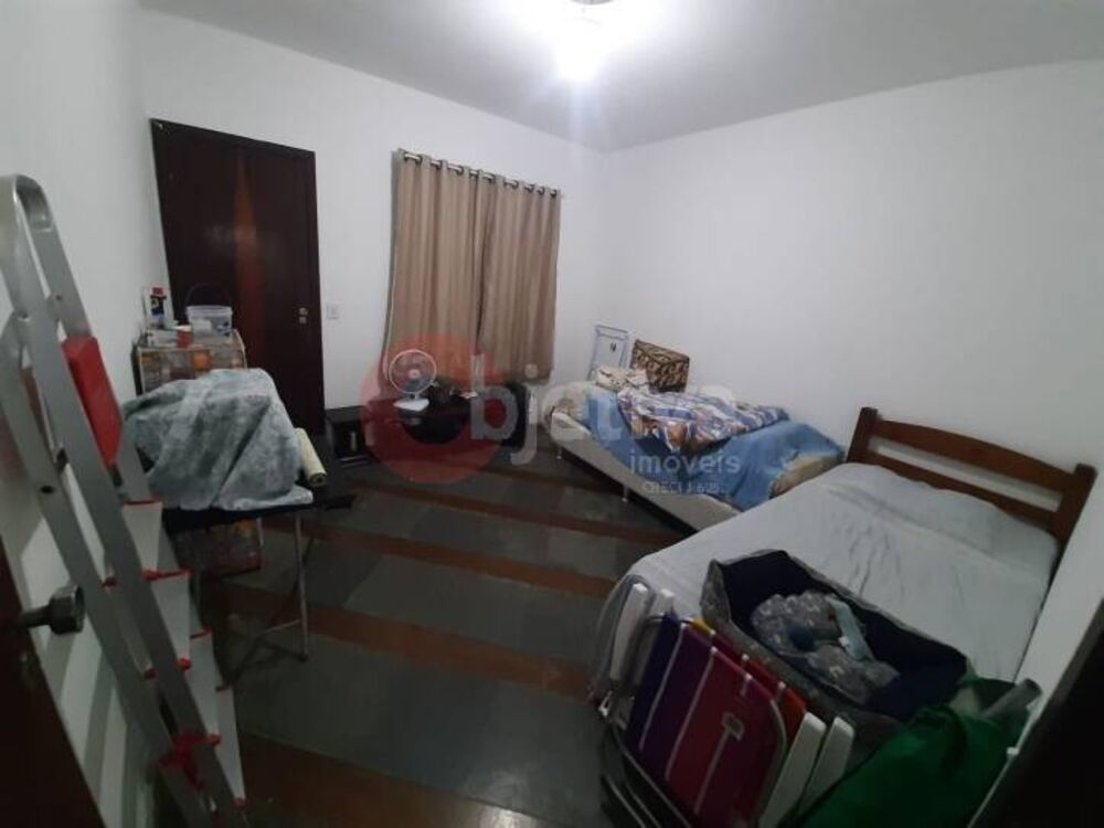 Casa à venda com 3 quartos, 360m² - Foto 18