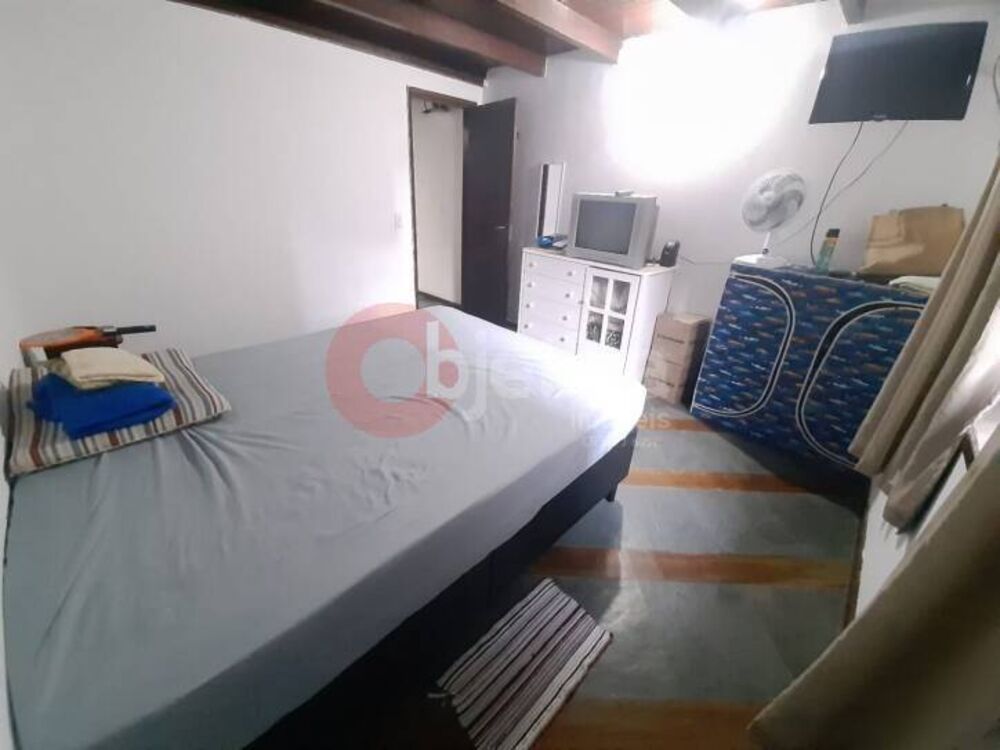 Casa à venda com 3 quartos, 360m² - Foto 26