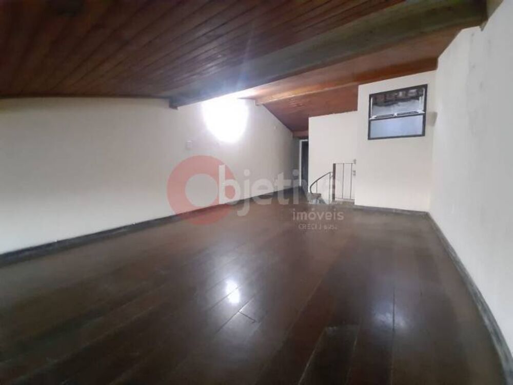 Casa à venda com 3 quartos, 360m² - Foto 28