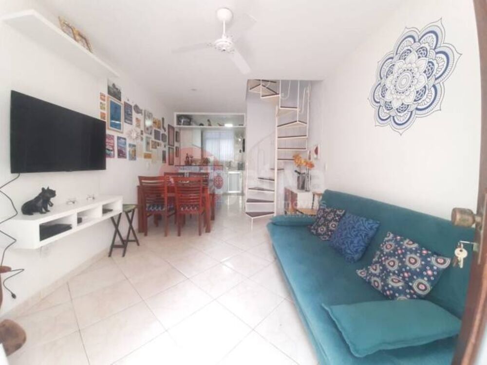 Casa à venda com 2 quartos, 100m² - Foto 11