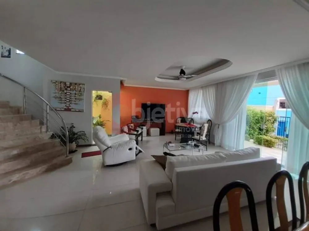 Casa, 6 quartos, 260 m² - Foto 20