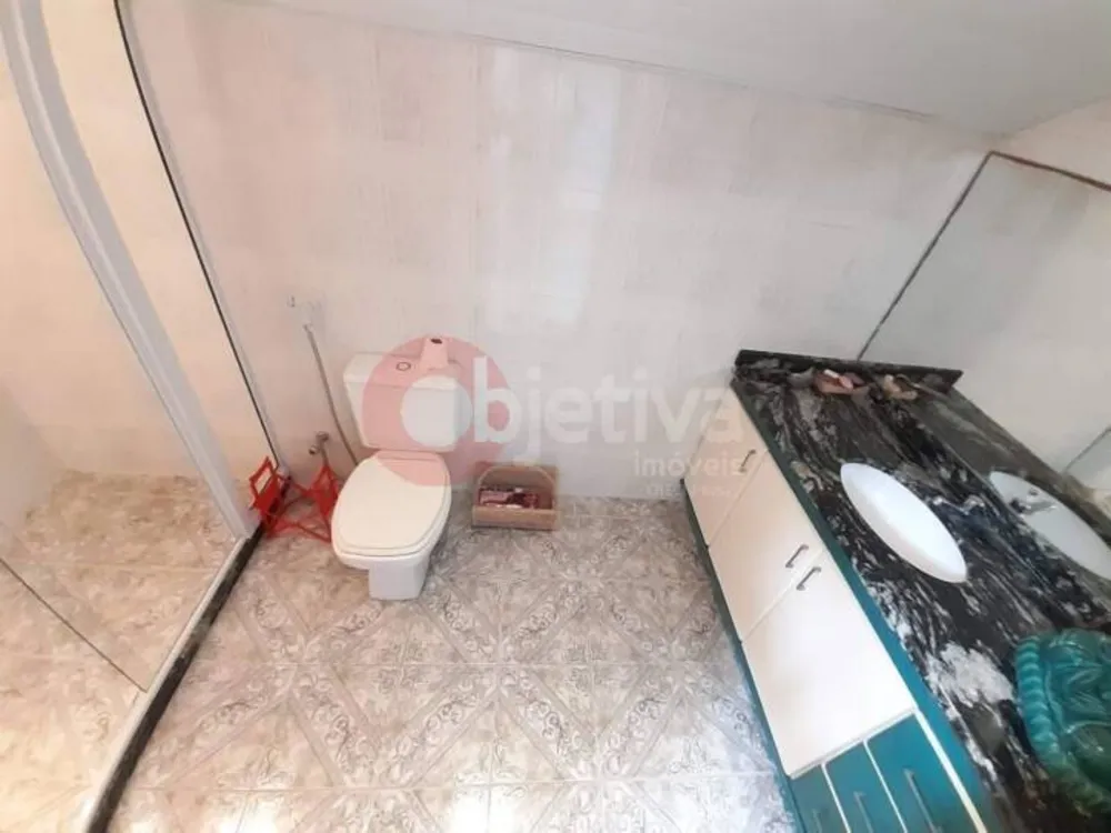 Casa, 6 quartos, 260 m² - Foto 3