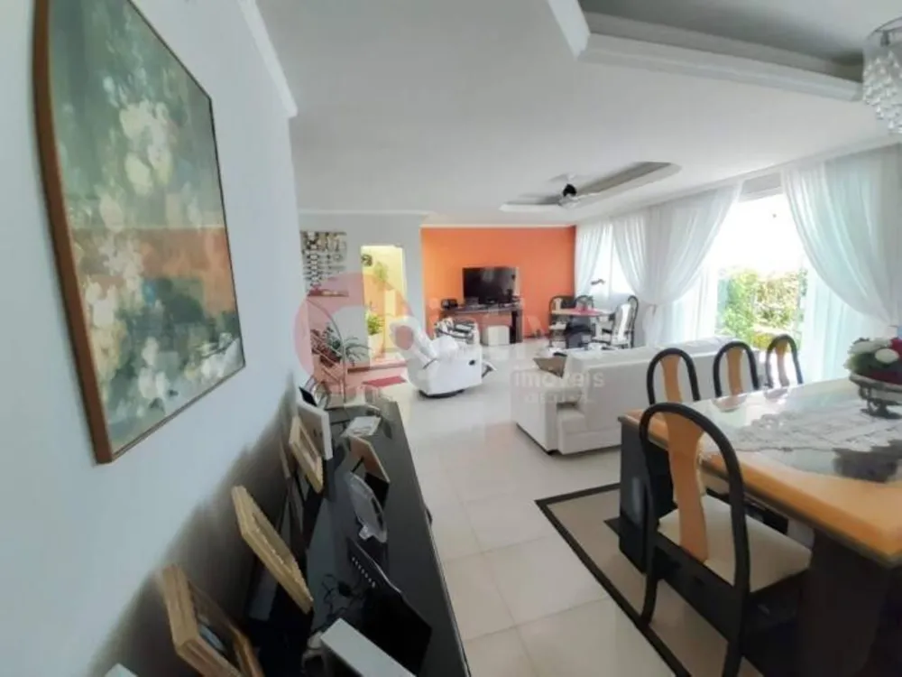 Casa, 6 quartos, 260 m² - Foto 24
