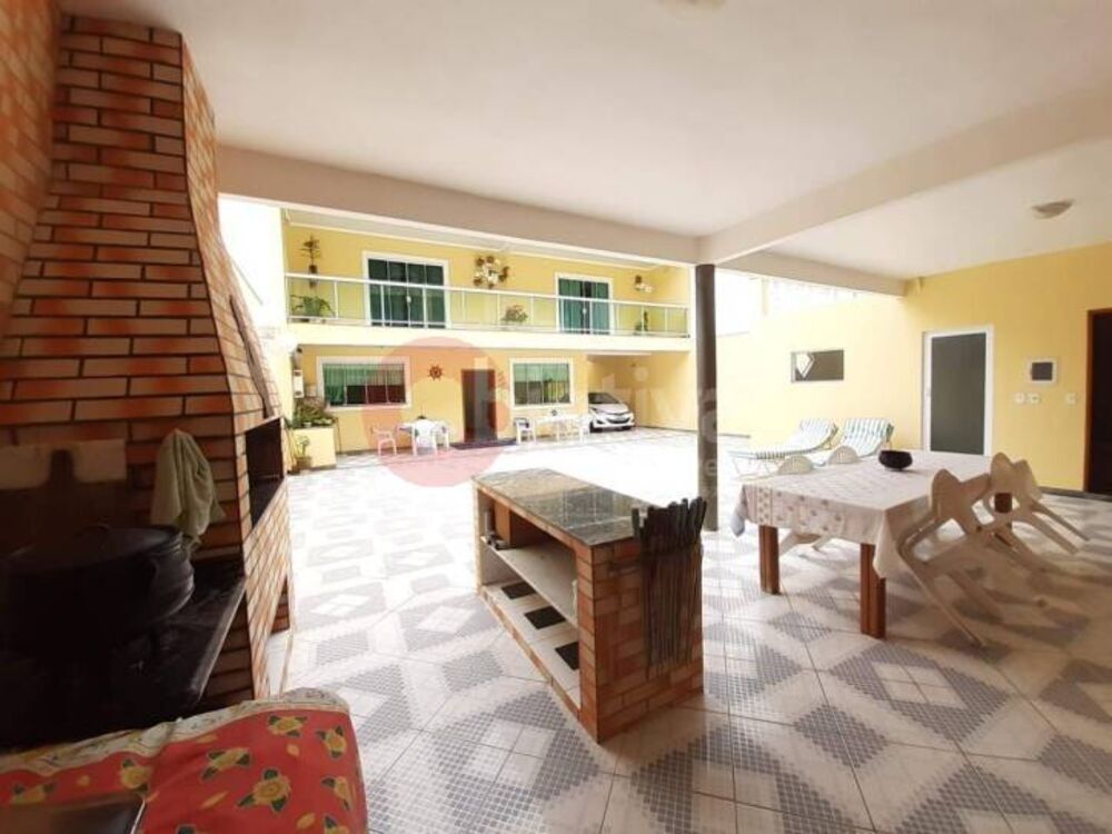 Casa, 6 quartos, 260 m² - Foto 2