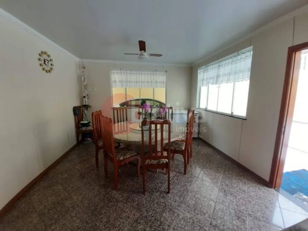Casa, 6 quartos, 260 m² - Foto 32