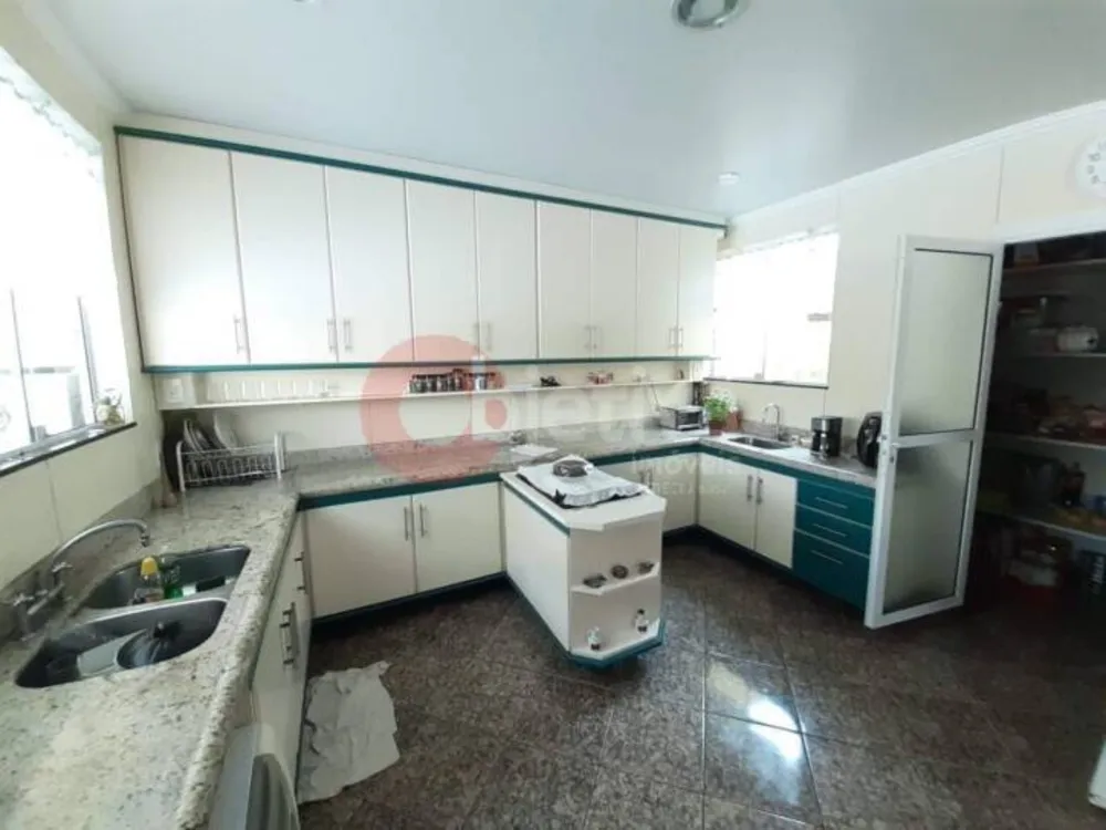 Casa, 6 quartos, 260 m² - Foto 29