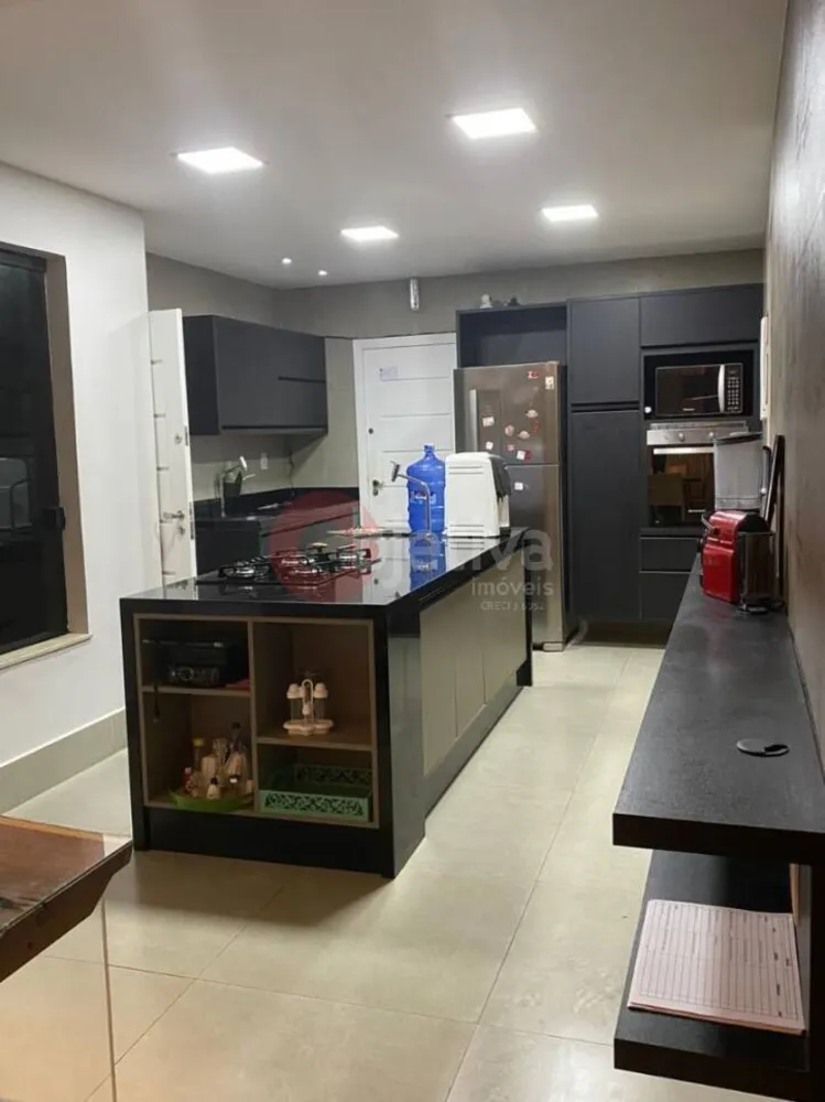 Casa, 5 quartos, 220 m² - Foto 8