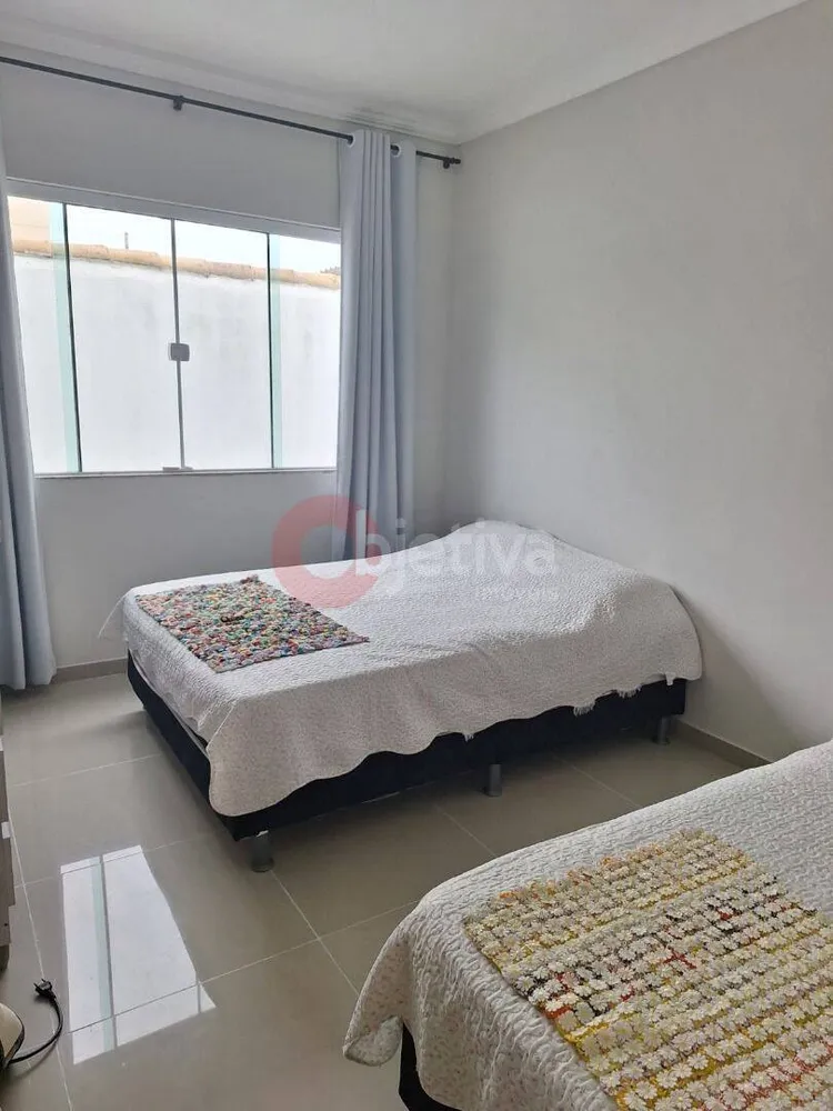 Casa, 5 quartos, 176 m² - Foto 1