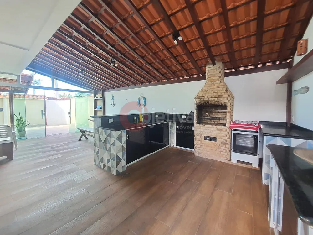 Casa, 4 quartos, 190 m² - Foto 1