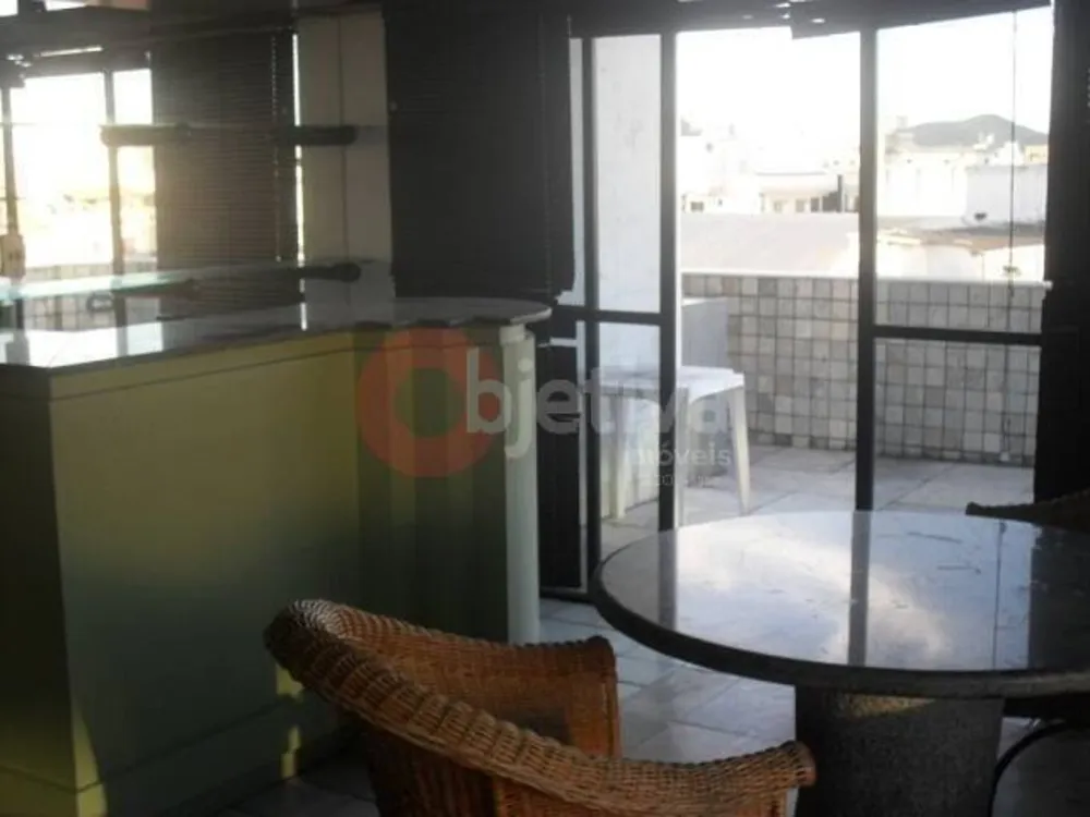 Cobertura, 3 quartos, 240 m² - Foto 3