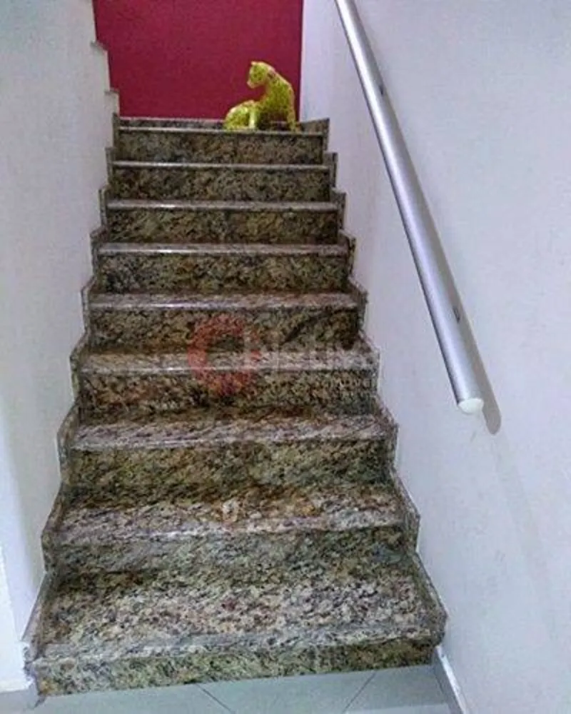 Casa, 6 quartos, 200 m² - Foto 1