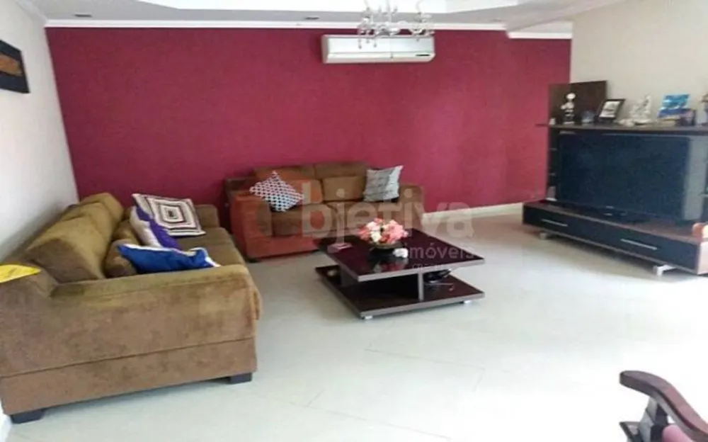 Casa, 6 quartos, 200 m² - Foto 11