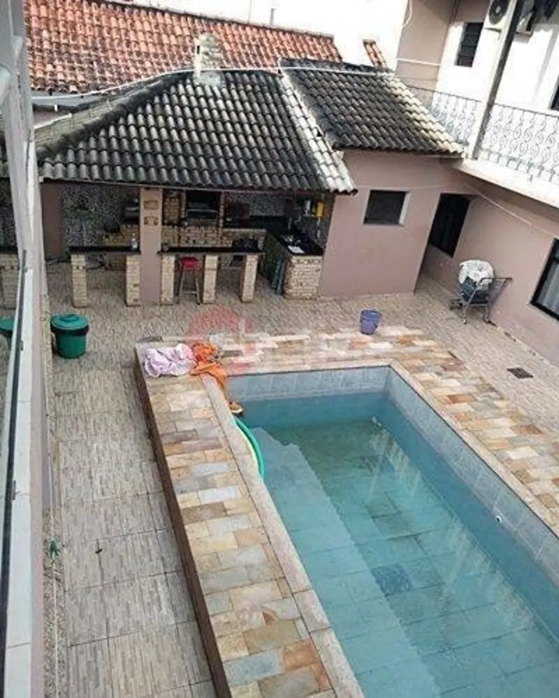 Casa, 6 quartos, 200 m² - Foto 5