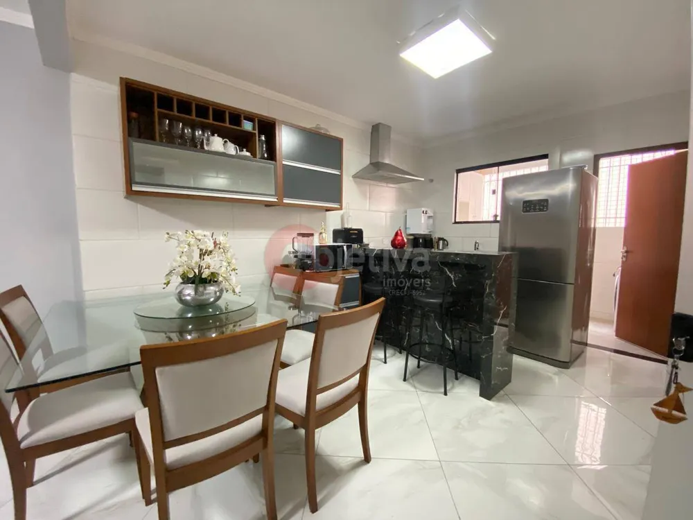 Casa, 3 quartos, 147 m² - Foto 4