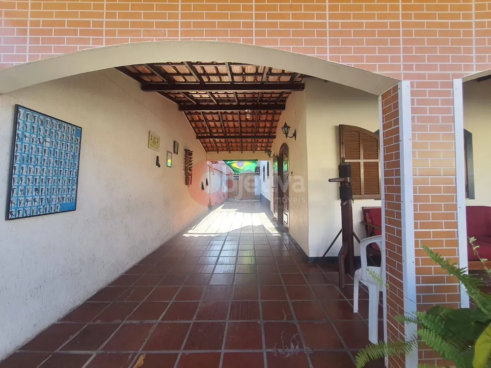 Casa, 5 quartos, 120 m² - Foto 1