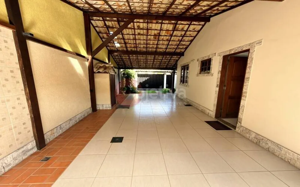Casa, 6 quartos, 420 m² - Foto 4