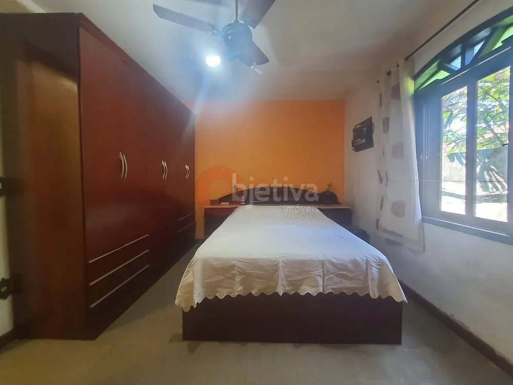 Casa, 4 quartos, 250 m² - Foto 1
